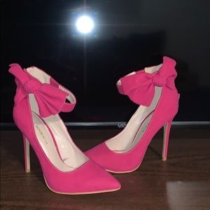 Hot Pink Heels!